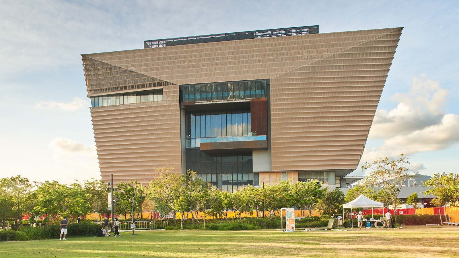 中秋, 中秋節, 賞月, 中秋好去處, 賞月好去處, E LOAN, 爾貸, 爾貸財務, 尖沙咀, 尖沙咀貸款, 貸款公司, 貸款, 財務, 港島, 九龍, 新界, 業主貸款, 小額貸款, 借錢, 貸款app, 借錢app 